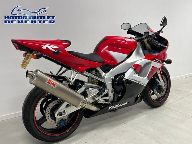 yamaha - yzf-r1