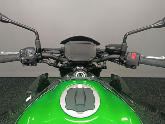 kawasaki - z900