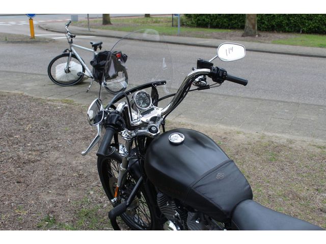 harley-davidson - sportster-xl-1200-v-seventy-two