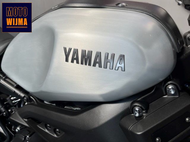 yamaha - xsr-900-abs