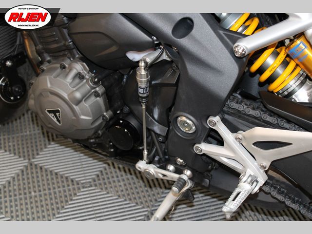 triumph - speed-triple-rs
