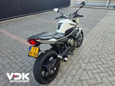YAMAHA XJ 6 ABS – foto 4