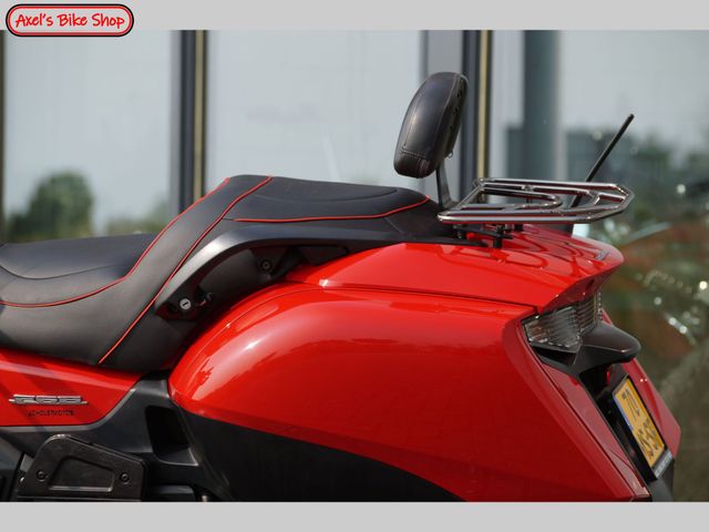 honda - gl-1800-goldwing-c-abs