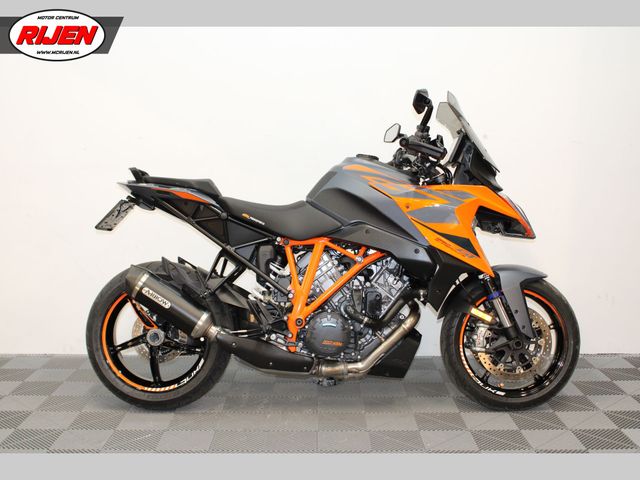 ktm - 1290-super-duke-gt