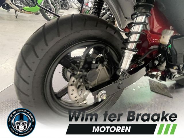 honda - st-125-dax