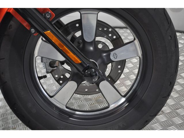 harley-davidson - 1200-custom