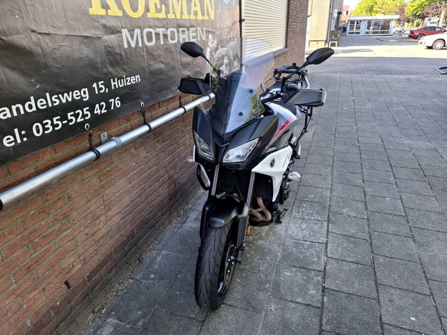 yamaha - tracer-900-abs