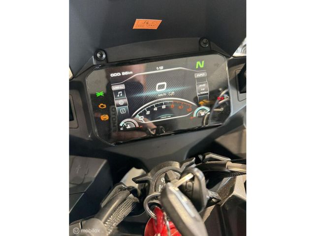 cfmoto - 700-mt