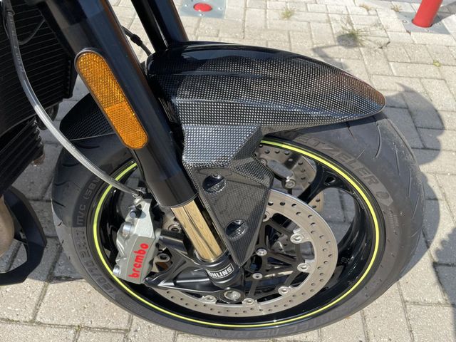 triumph - speed-triple-rs