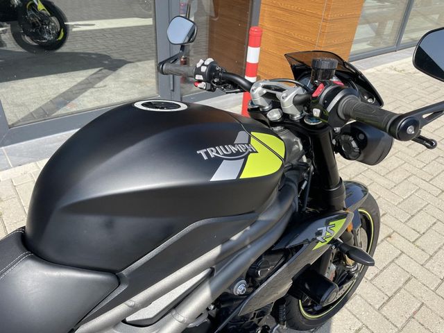 triumph - speed-triple-rs