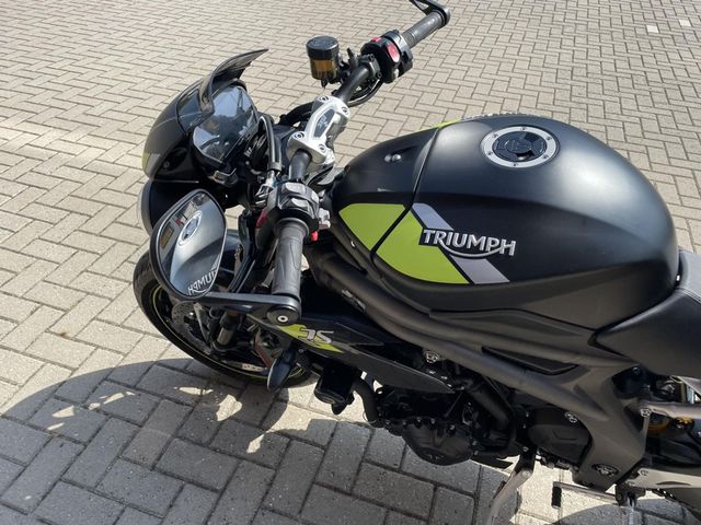 triumph - speed-triple-rs