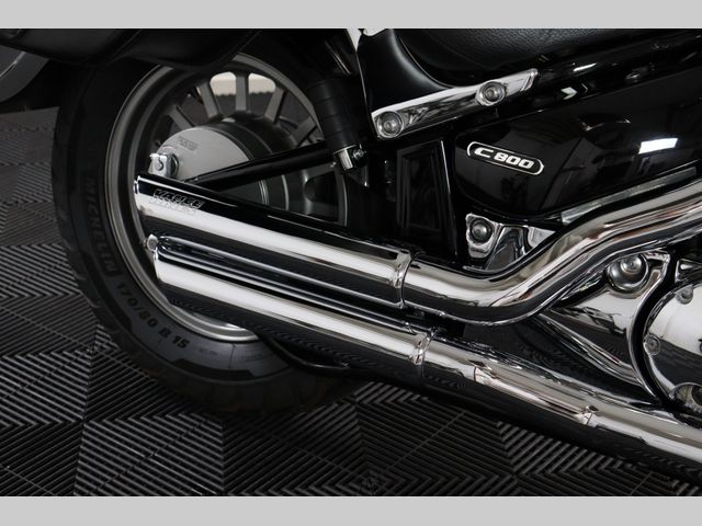 suzuki - vl-800-volusia