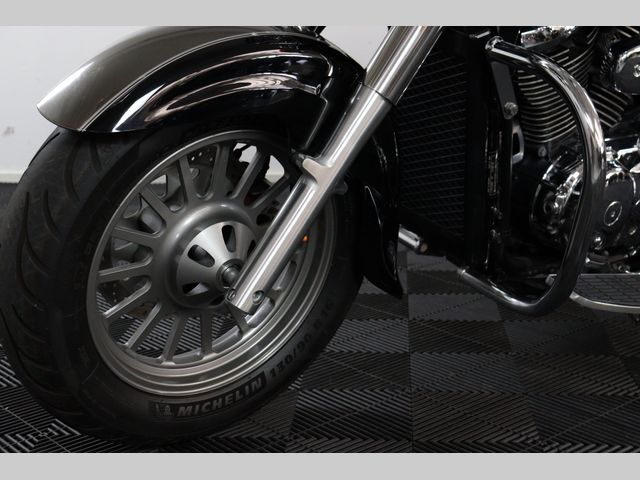 suzuki - vl-800-volusia