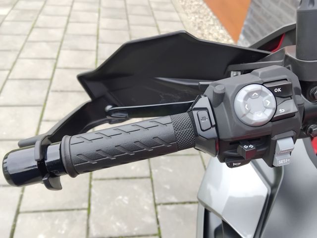 suzuki - gsx-s-1000-gx