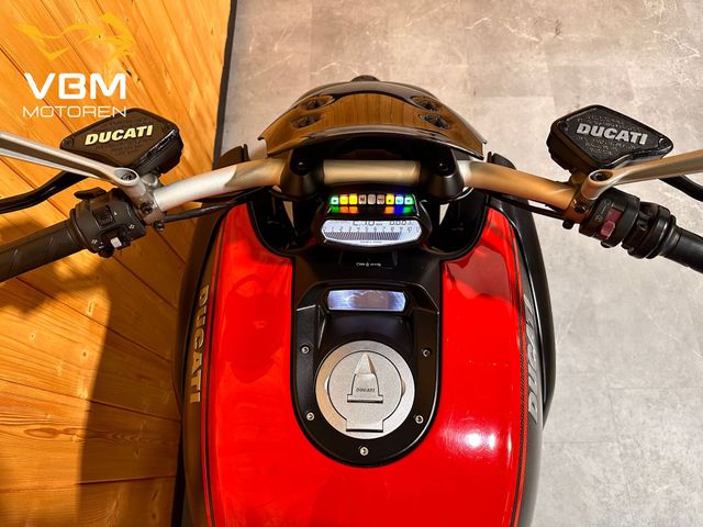 ducati - diavel-carbon