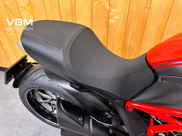 ducati - diavel-carbon