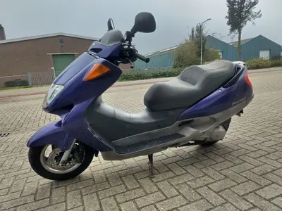 HONDA FES 250 FORESIGHT – foto 2