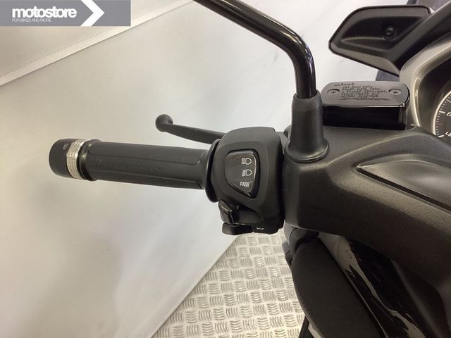 yamaha - x-max-300-tech-max