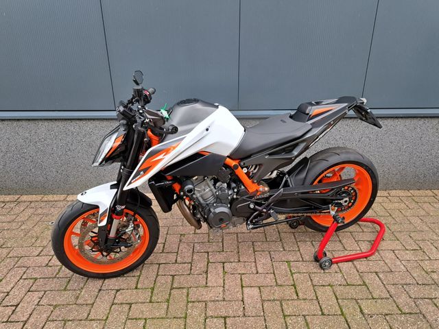 ktm - 890-duke-r