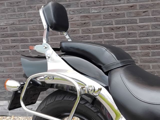 suzuki - intruder-m-800
