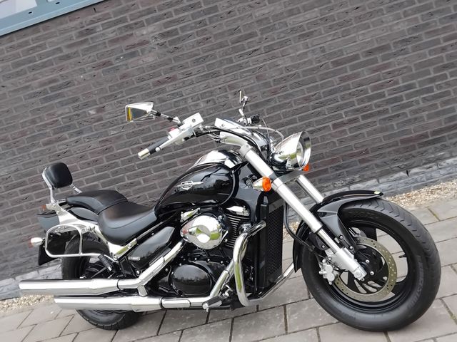 suzuki - intruder-m-800
