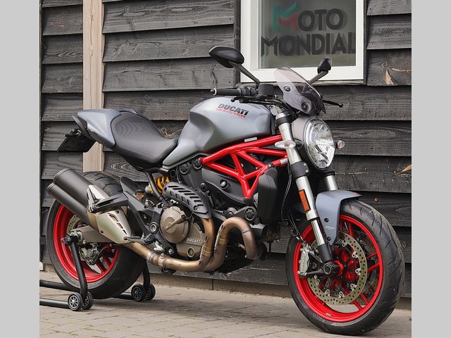 ducati - monster-821