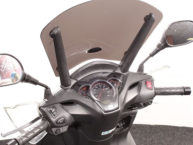 honda - sh-300i