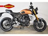 SUZUKI GSX-8T