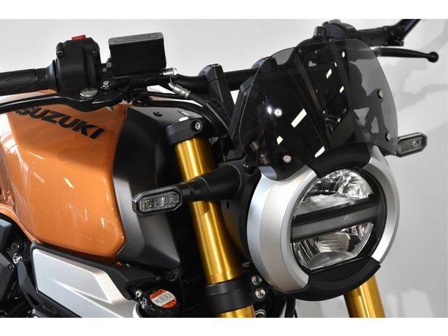 suzuki - gsx-8t