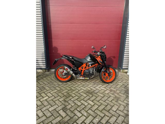 ktm - 690-duke-r-abs