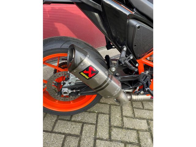 ktm - 690-duke-r-abs