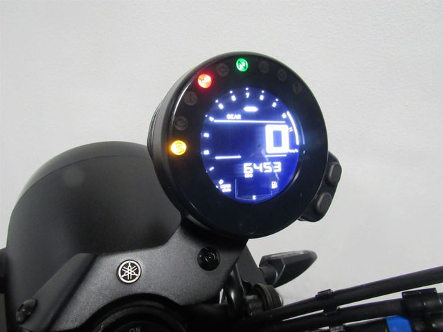 yamaha - xsr-700-xtribute
