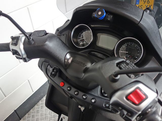 piaggio - mp3-500-sport-hpe-abs-asr