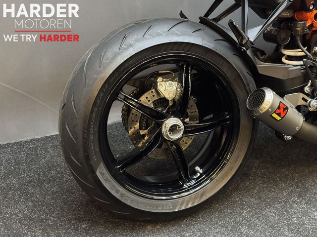 ktm - 1290-super-duke-r