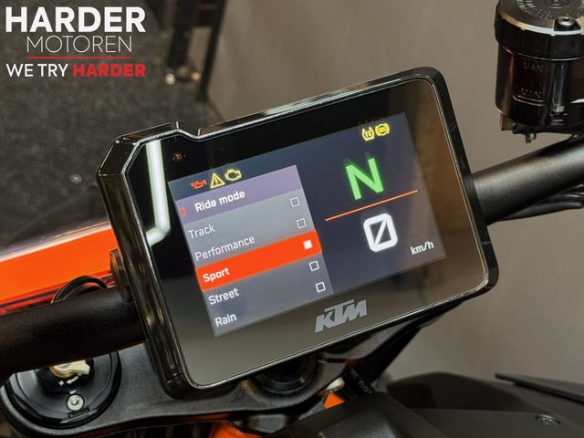 ktm - 1290-super-duke-r