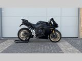 YAMAHA YZF R1