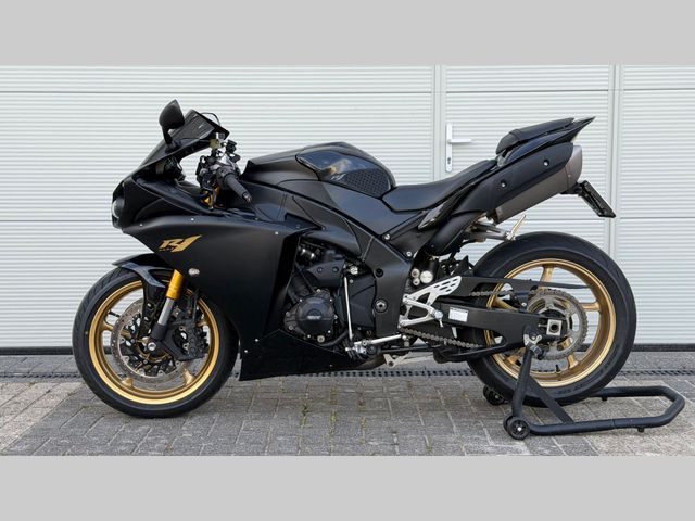 yamaha - yzf-r1