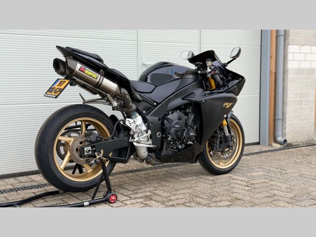 yamaha - yzf-r1