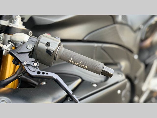 yamaha - yzf-r1