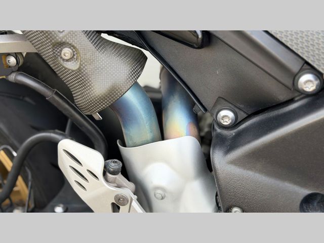 yamaha - yzf-r1