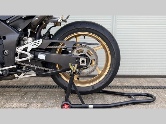 yamaha - yzf-r1