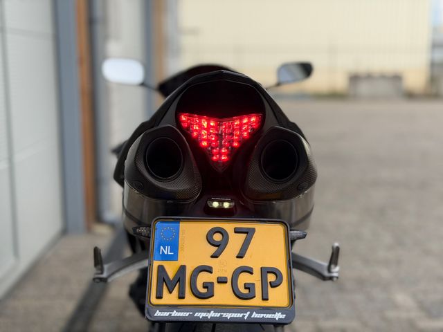 yamaha - yzf-r1