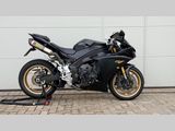 YAMAHA YZF R1
