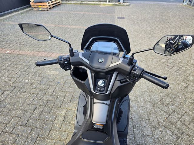 yamaha - nmax-125