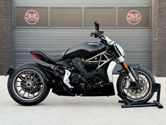 ducati - diavel