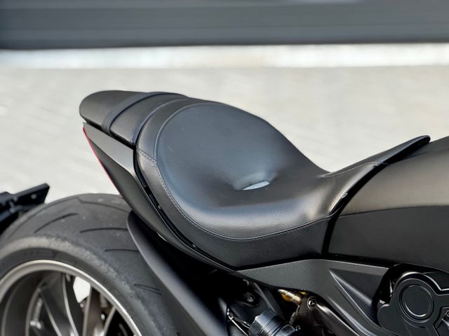 ducati - diavel