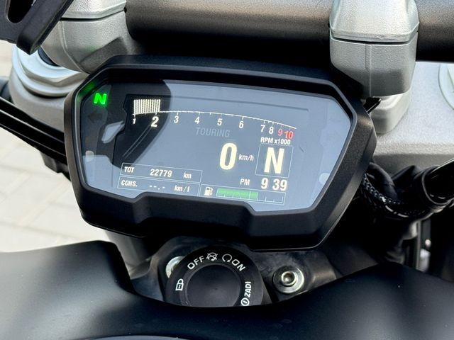 ducati - diavel