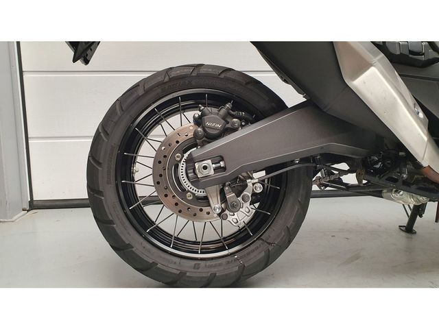 honda - x-adv