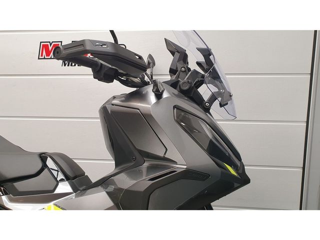 honda - x-adv