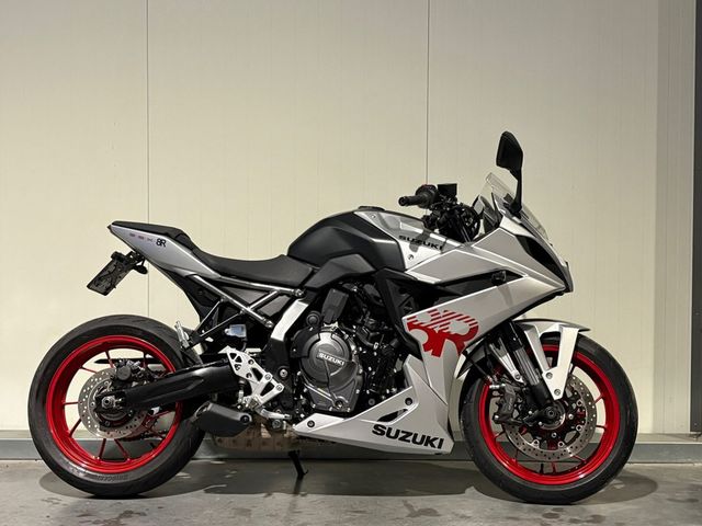 suzuki - gsx-8r